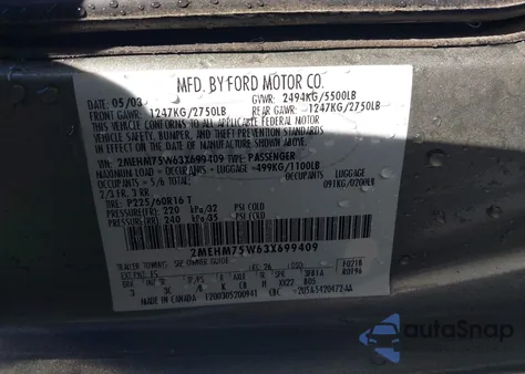 2003 Mercury Grand Marquis Ls z USA, uszkodzony, nr VIN 2MEHM75W63X699409